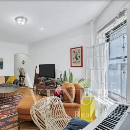 Image 5 - 122 East 102nd Street, New York, NY 10029, USA - Condo for sale
