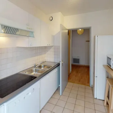 Rent this 4 bed apartment on 1 Place du Ravelin in 31300 Toulouse, France