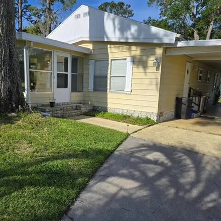 Buy this studio apartment on 1504 Peach Tree Ln Unit C in Ocala, Florida