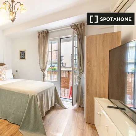 Rent this studio apartment on Calle de los Cabestreros in 4, 28012 Madrid
