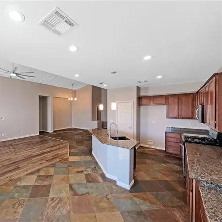 Image 9 - 3981 Glenora Falls Court, North Las Vegas, NV 89085, USA - House for sale