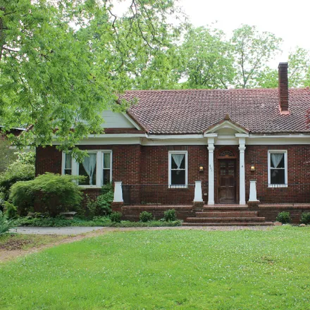 Rent this 3 bed house on 787 Flat Shoals Ave