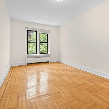 Rent this 2 bed apartment on 540 East 85th Street in New York, NY 10028