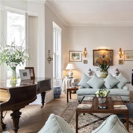 Rent this 4 bed apartment on 17 Elvaston Place in London, SW7 5QF