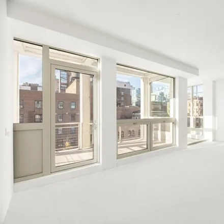 Image 8 - 180 2nd Avenue, New York, NY 10003, USA - House for sale