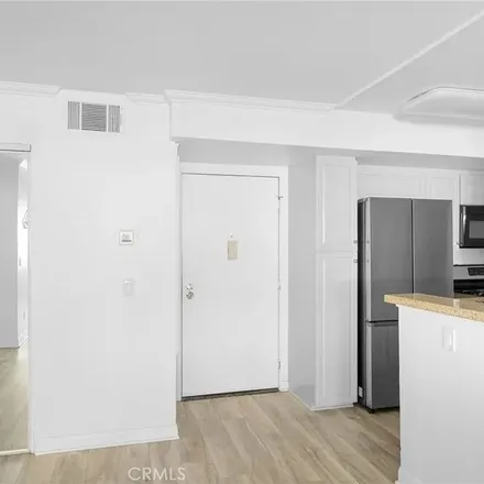 Image 4 - Julianna Place, Los Angeles, CA 91364, USA - Apartment for rent