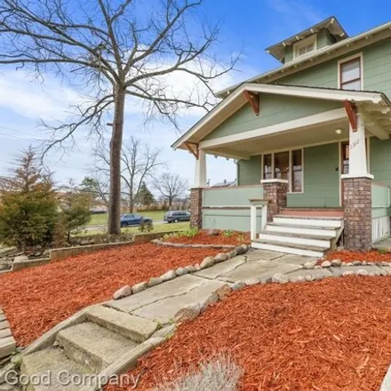 Image 3 - University Avenue & Frost Street, University Avenue, Flint, MI 48555, USA - House for sale