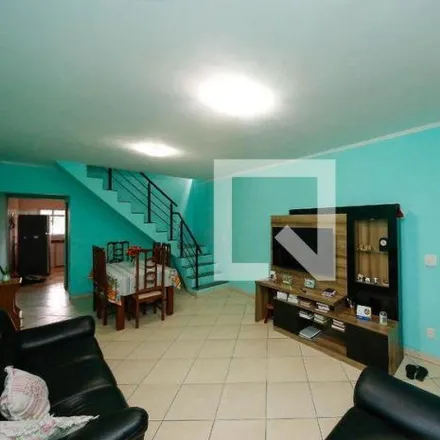 Buy this 4 bed house on Rua São Sérgio in São Mateus, São Paulo - SP