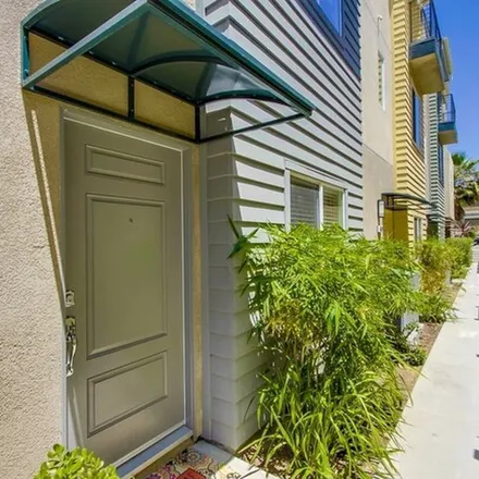 Image 2 - 4555 Rainier Avenue, Allied Gardens, San Diego, CA 92120, USA - Townhouse for rent