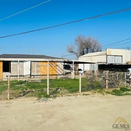 Buy this 2 bed house on 8274 Maxey Drive in Weedpatch, Kern County