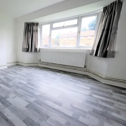 Rent this 2 bed apartment on Larch Crescent in London, UB4 9DP