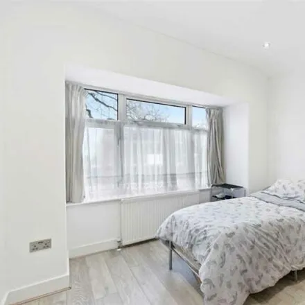 Image 5 - Royston Road, London, SE20 7QT, United Kingdom - Apartment for sale