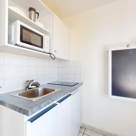 Rent this 1 bed apartment on 30 Rue de l'Avocette in 30900 Nîmes, France