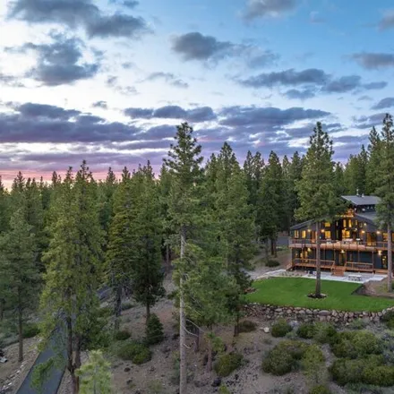 Buy this 5 bed house on 14802 Foxboro Dr in Truckee, California