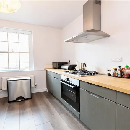 Rent this 3 bed apartment on Oddbins in Sumatra Road, London