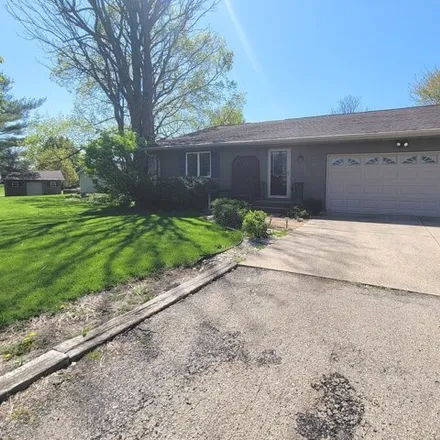 Buy this 4 bed house on 162 Maple Street in Cedar Point, LaSalle County