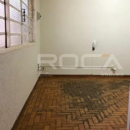 Rent this 2 bed house on Rua Florêncio de Abreu in Vila Seixas, Ribeirão Preto - SP