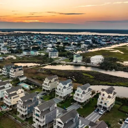Image 5 - 158 Scotch Bonnet Circle, West Onslow Beach, North Topsail Beach, NC 28445, USA - House for sale