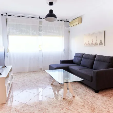 Image 4 - Calle Francisco Carrera Iglesias, 41006 Seville, Spain - Room for rent