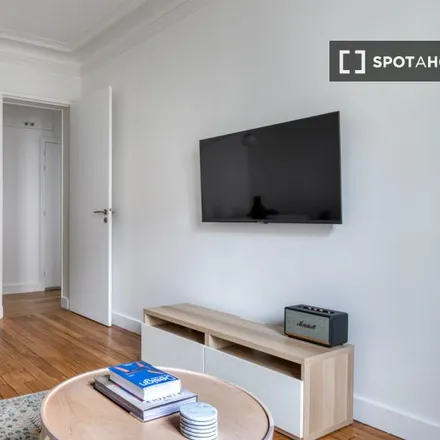 Rent this 1 bed apartment on 6 Villa Boissière in 75116 Paris, France