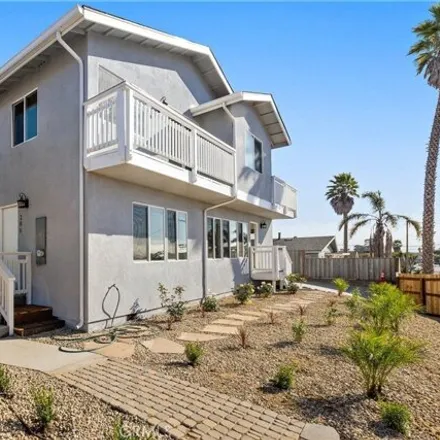 Image 1 - 206 Saratoga Avenue, Grover Beach, CA 93433, USA - House for sale