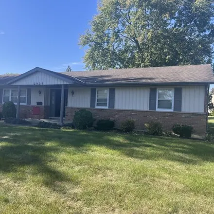 Buy this 4 bed house on 882 Stratford Drive in Sidney, OH 45365