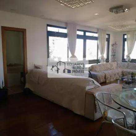 Buy this 4 bed apartment on Vila Árabe in Rua Rio Verde, Carmo