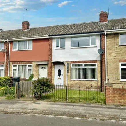 Buy this 3 bed townhouse on De Bruce Court in Jones Road, Hartlepool