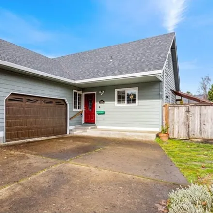Buy this 4 bed house on 6708 Aaron Lane in Springfield, OR 97478