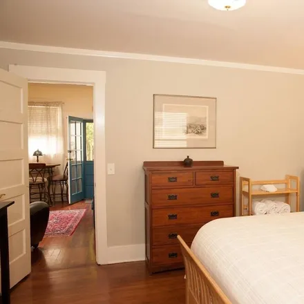 Rent this 1 bed house on Santa Barbara
