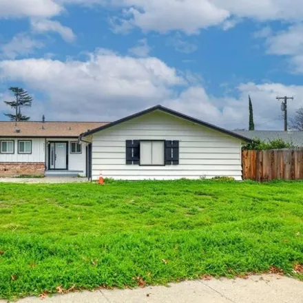 Buy this 3 bed house on 6526 Oakcreek Way in Citrus Heights, CA 95621