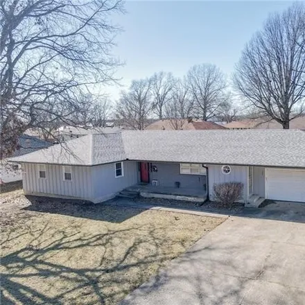 Buy this 4 bed house on 169 Michael Drive in Clinton, MO 64735