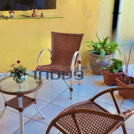 Buy this 3 bed house on Hanna Lanches in Avenida Godofredo Maciel 3399, Mondubim