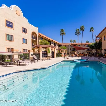 Image 3 - 10474 West Thunderbird Boulevard, Sun City, AZ 85351, USA - Condo for sale