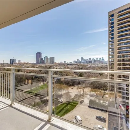 Image 5 - 4476 Irving Avenue, Dallas, TX 75219, USA - Condo for sale