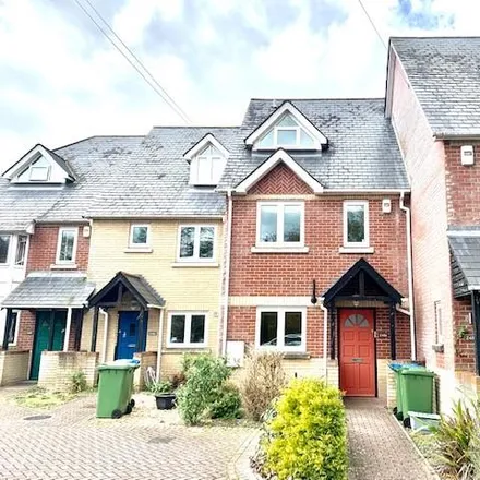 Rent this 3 bed townhouse on 244 Hill Lane in Southampton, SO15 7NT