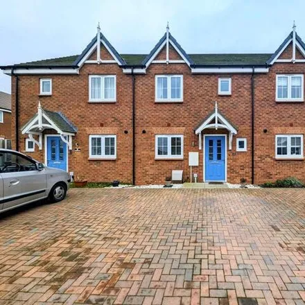 Buy this 3 bed townhouse on Floreat Place in Shrewsbury, SY2 6RJ