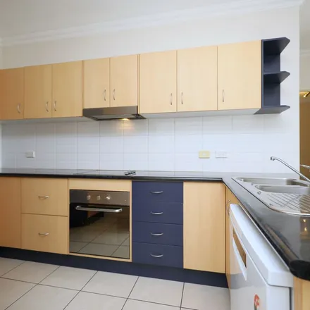 Image 7 - Pembroke Street, Parramatta Park QLD 4870, Australia - Apartment for rent