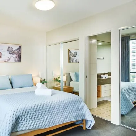 Image 1 - Broadbeach QLD 4218, Australia - Apartment for rent