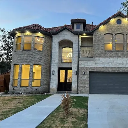 Buy this 5 bed house on 359 Wista Vista Drive in Richardson, TX 75081