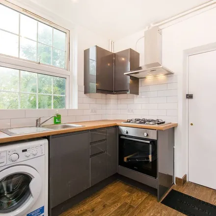 Rent this 3 bed apartment on Budgens in 41 Streatham Hill, London