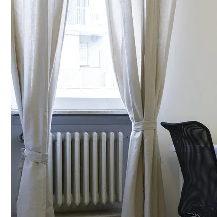 Rent this 5 bed room on Via Lorenteggio in 20146 Milan MI, Italy