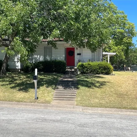 Buy this 3 bed house on 1212 South Lamar Street in Weatherford, TX 76086