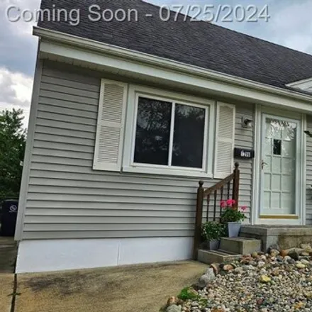 Rent this 3 bed house on 1206 Bauman Ave in Royal Oak, Michigan