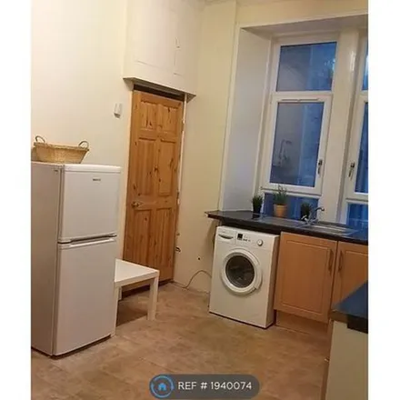 Image 6 - Spar, Hyndland Street, Partickhill, Glasgow, G11 5PS, United Kingdom - Apartment for rent
