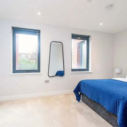 Rent this 3 bed apartment on Heathway Court in Finchley Road, Childs Hill