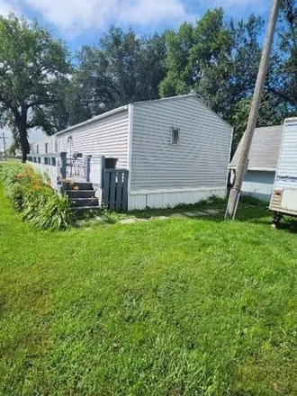 Image 4 - The Bear Facts Nursery School & Teddy Bear Daycare, 9 East Railroad Avenue, Groton, SD 57445, USA - Apartment for sale