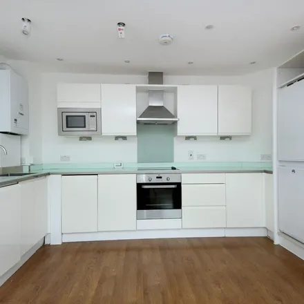 Image 4 - Lynton Road, London, W3 9QF, United Kingdom - Apartment for rent