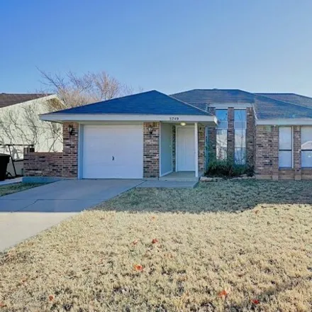 Rent this 3 bed house on 3765 Radcliff Road in Abilene, TX 79602