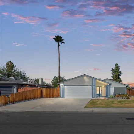 Buy this 3 bed house on 4212 Jaspar Avenue in Bakersfield, CA 93313